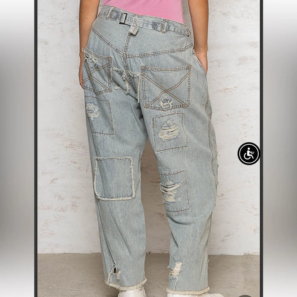 Pol FWP12 Stripe Denim High Rise, Cropped Silhouette, Loose Fit Pants 🌸🌸 - Picture 2 of 2